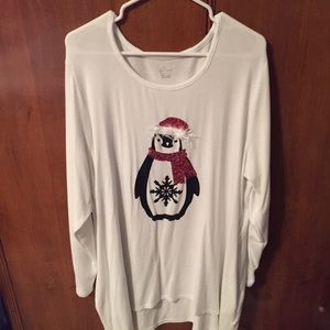 BLACK FRIDAY SALE $9 Holiday Penguin Sweater